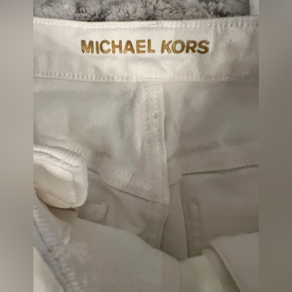 🆕 ⚓️ Michael Kors Sailor High Rise Flared Leg Jeans with gold hardware Buttons - Picture 6 of 17